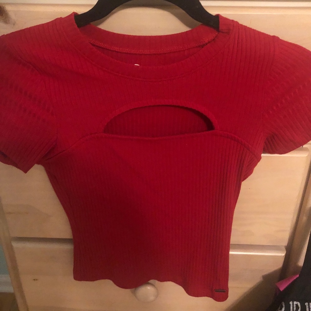 hollister cropped baby tshirt